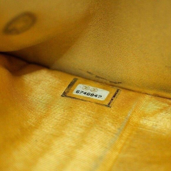 CHANEL CC LOGO CAVIAR SKIN BIFOLD WALLET BEIGE LEATHER COIN PURSE - Picture 12 of 12